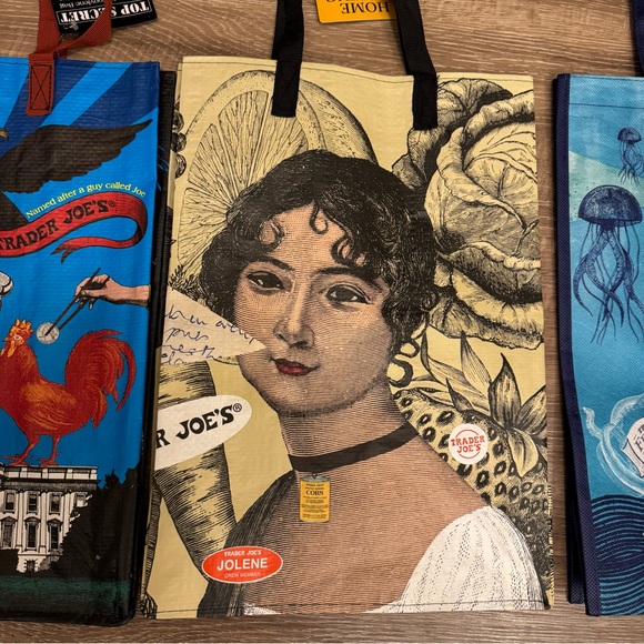 Trader Joe's Tote grocery bags with handles 3x - Picture 5 of 8